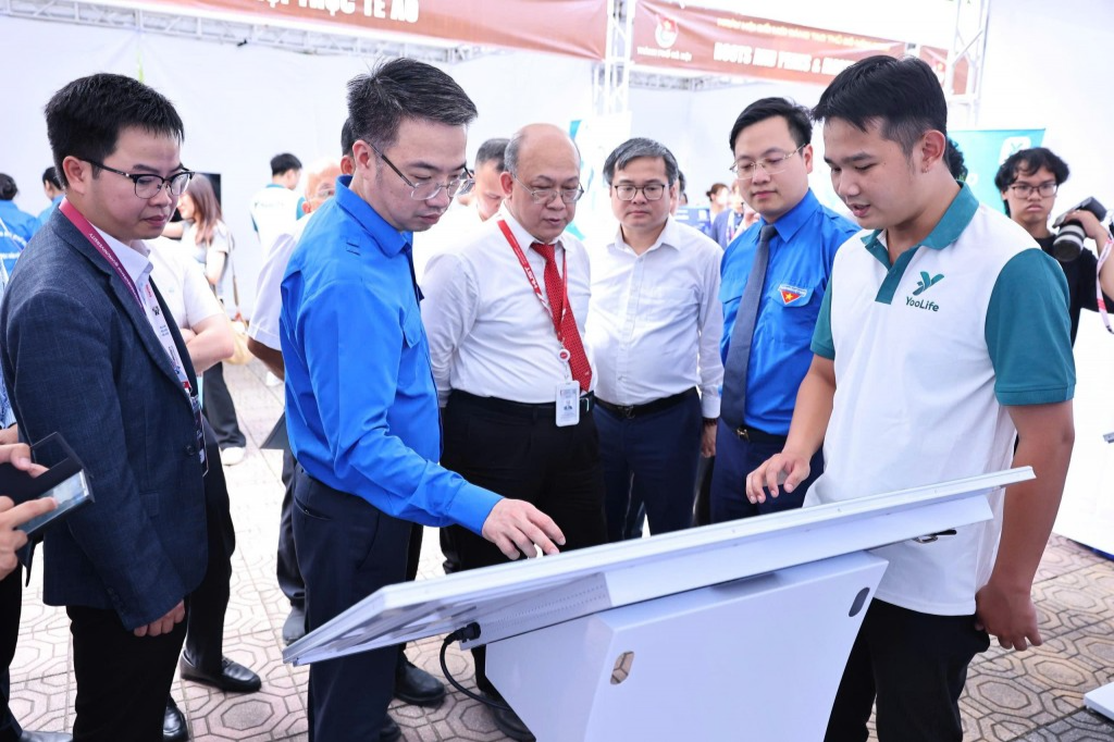 “Ngày hội đổi mới sáng tạo Thủ đô năm 2025” “Ngày hội đổi mới sáng tạo Thủ đô năm 2025”