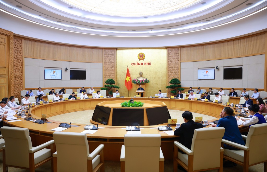 Thủ tướng Phạm Minh Chính chủ trì phiên họp Chính phủ về tình hình triển khai thực hiện các nghị quyết của Trung ương, Quốc hội về tổ chức, vận hành chính quyền địa phương 2 cấp - Ảnh: VGP/Nhật Bắc Thủ tướng Phạm Minh Chính chủ trì phiên họp Chính phủ về tình hình triển khai thực hiện các nghị quyết của Trung ương, Quốc hội về tổ chức, vận hành chính quyền địa phương 2 cấp - Ảnh: VGP/Nhật Bắc