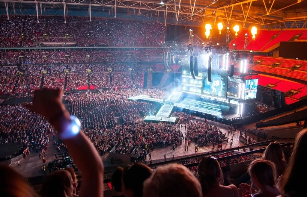 Làn sóng du lịch âm nhạc đang lan tỏa trong cộng đồng người hâm mộ Việt Nam