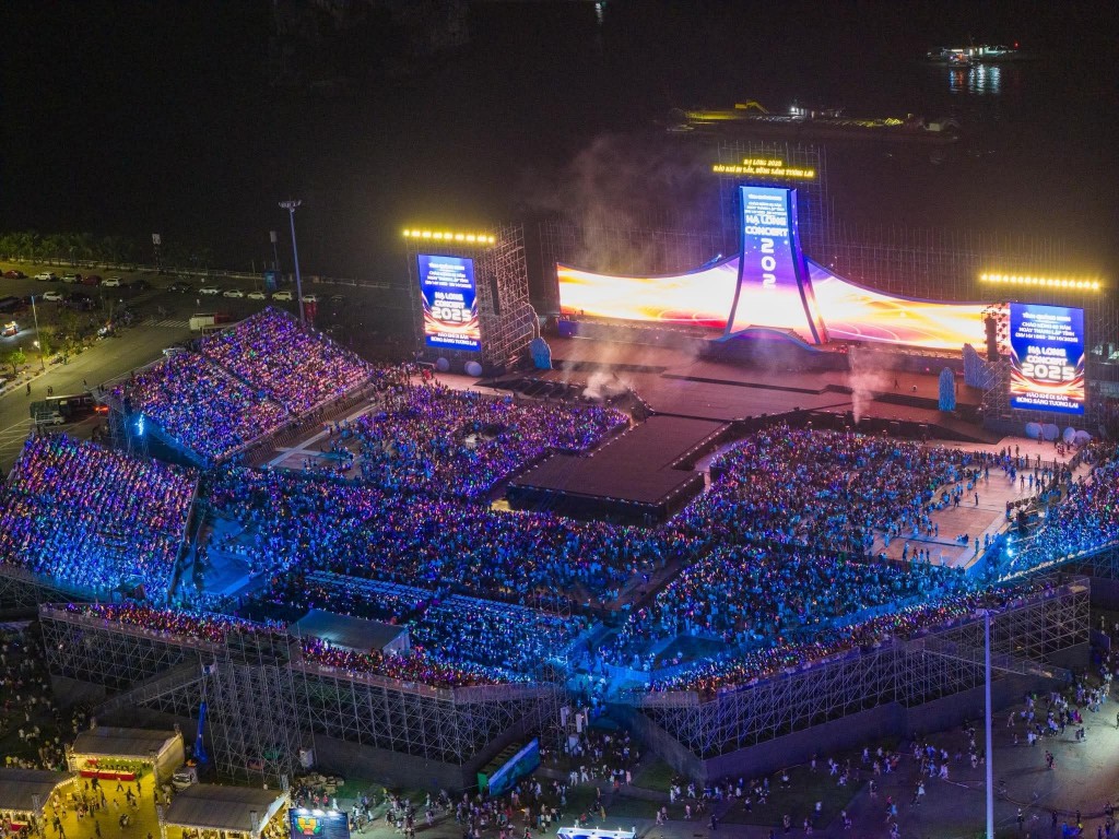 Quang cảnh Hạ Long Concert 2025 Quang cảnh Hạ Long Concert 2025