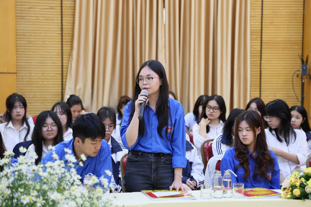 Thanh niên Thủ đô nâng cao trình độ khoa học công nghệ, đổi mới sáng tạo, chuyển đổi số góp phần đưa Thủ đô phát triển Thanh niên Thủ đô nâng cao trình độ khoa học công nghệ, đổi mới sáng tạo, chuyển đổi số góp phần đưa Thủ đô phát triển