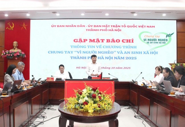 Gần 10 tỷ đồng hỗ trợ sinh kế cho hộ cận nghèo, hộ có hoàn cảnh khó khăn