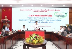 Gần 10 tỷ đồng hỗ trợ sinh kế cho hộ cận nghèo, hộ có hoàn cảnh khó khăn