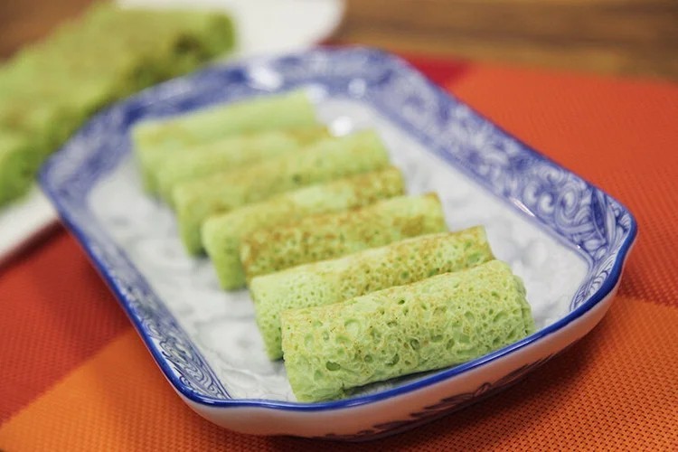 Ảnh: Food Playground (món Kueh Dadar)