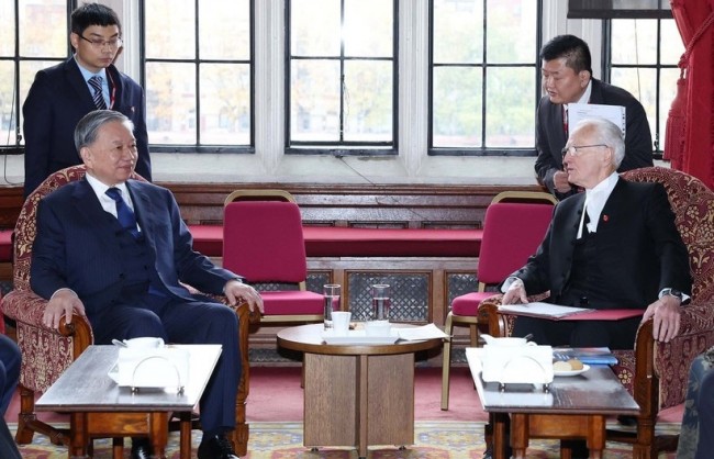 Tổng Bí thư Tô Lâm hội kiến Chủ tịch Thượng viện Anh John Mcfall