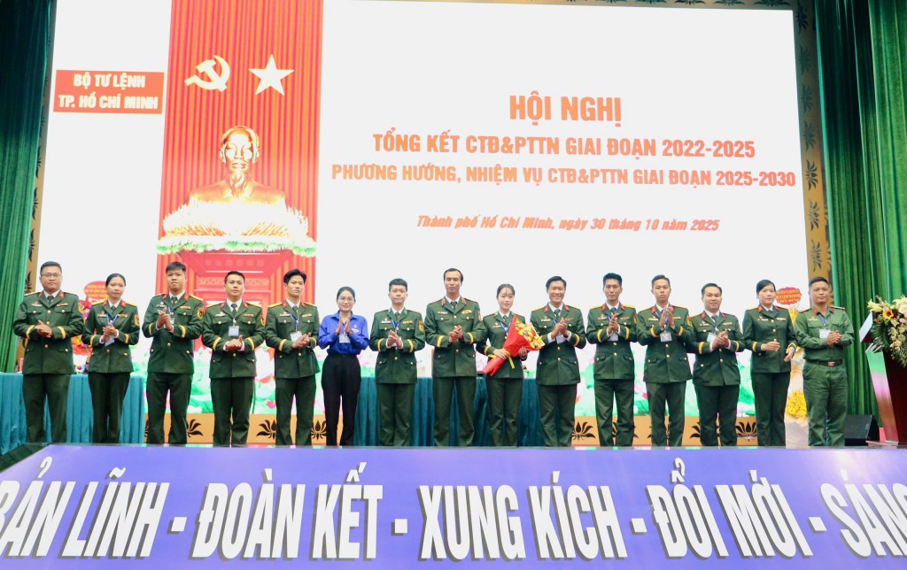 ra mắt đoàn đại biểu dự hội nghị tổng kết Công tác Đoàn và phong trào thanh niên LLVT quân khu, Đại hội đại biểu Đoàn TNCS Hồ Chí Minh lần thứ I, nhiệm kỳ 2025 - 2030