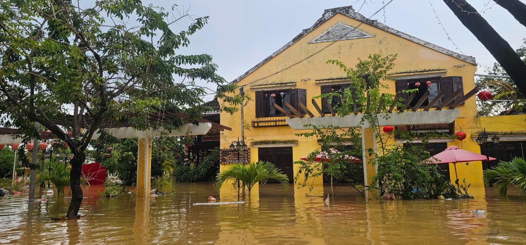 Những hình ảnh ngập lụt lịch sử tại phố cổ Hội An