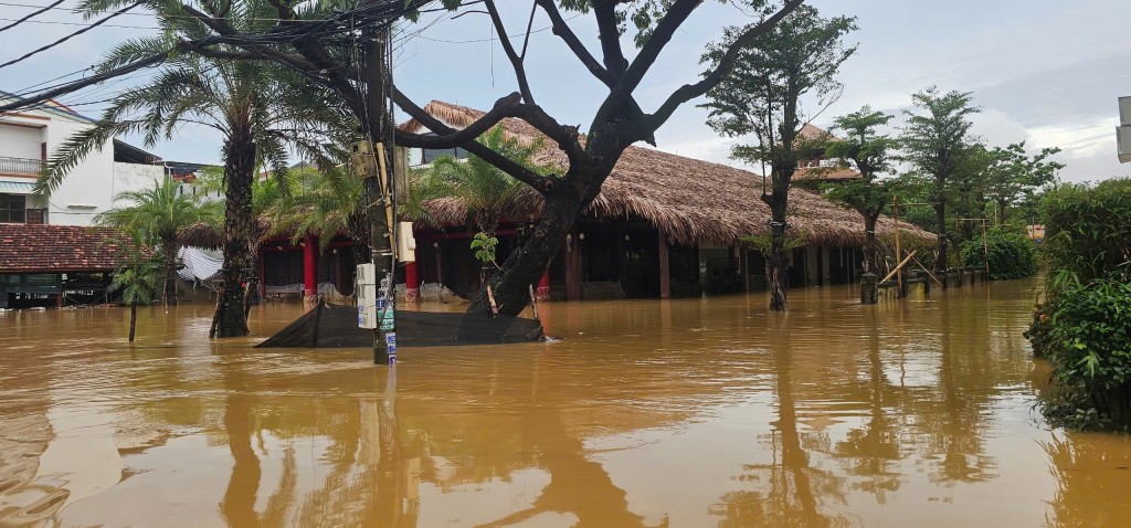 Những hình ảnh ngập lụt lịch sử tại phố cổ Hội An