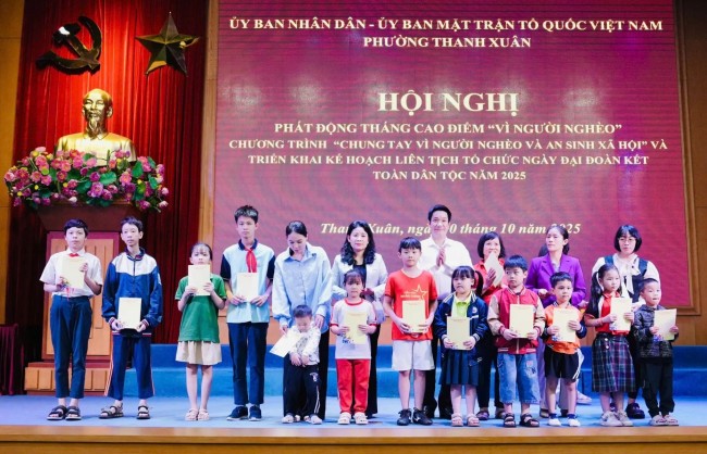 Lan tỏa tấm lòng nhân ái, chung tay vì người nghèo