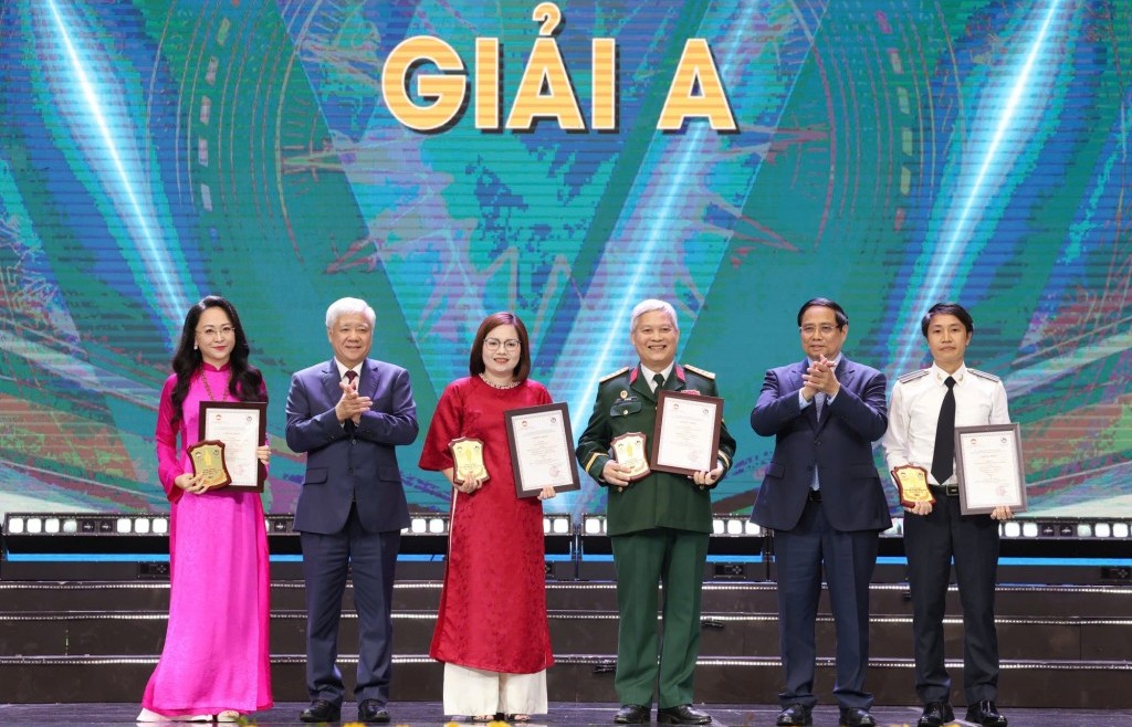 Mọi vi phạm, tội phạm về tham nhũng, lãng phí, tiêu cực, Nhân dân đều biết