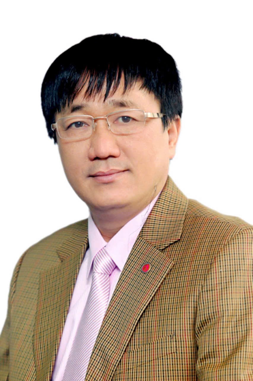 Nhà thơ Dương Quyết Thắng