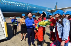 Công đoàn tặng 2.000 vé tàu đưa người lao động về quê đón Tết