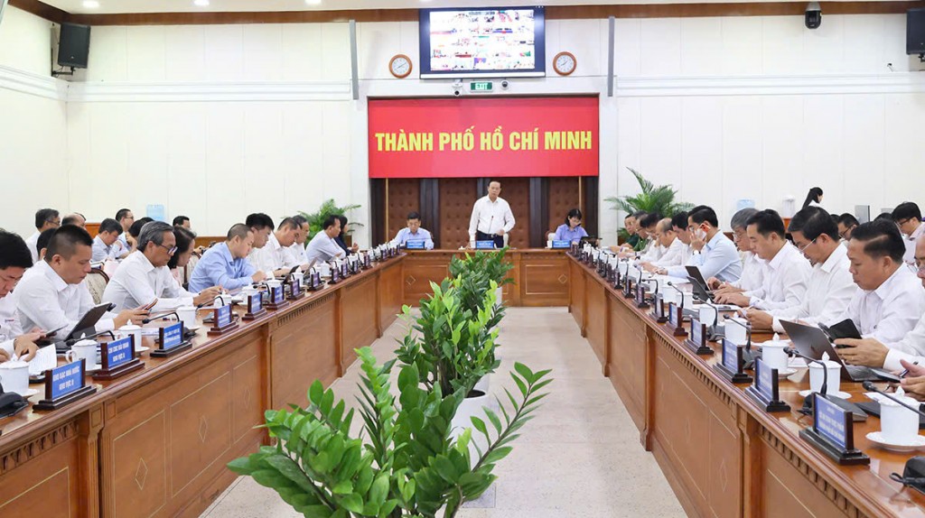 Quang cảnh phiên họp