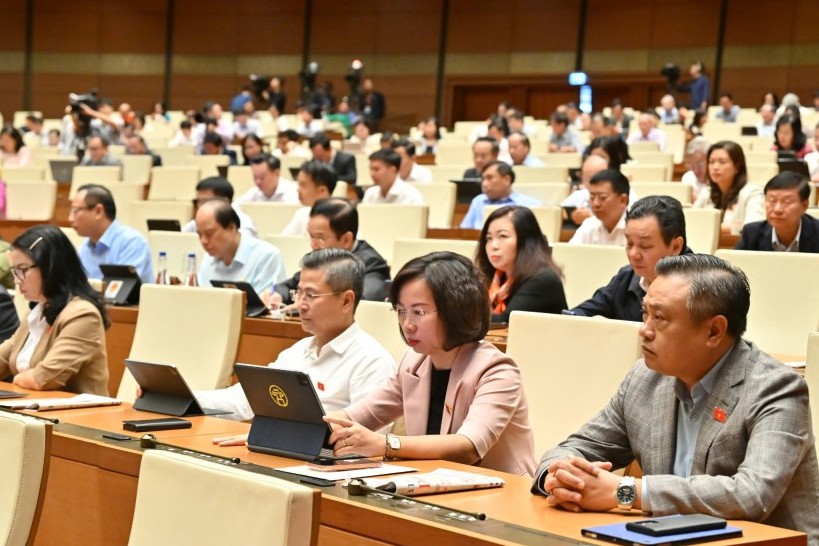 Chuyển đổi mô hình tăng trưởng sang chiều sâu, duy trì đà phát triển