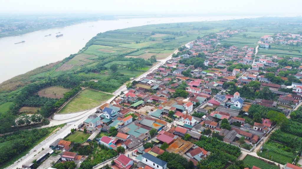 Từ tháng 7/2025 Minh Châu liên tục đón hàng nghìn lượt du khách đến tham quan, trải nghiệm, trong đó phần lớn là khách ngoại tỉnh và khách quốc tế. Từ tháng 7/2025 Minh Châu liên tục đón hàng nghìn lượt du khách đến tham quan, trải nghiệm, trong đó phần lớn là khách ngoại tỉnh và khách quốc tế.