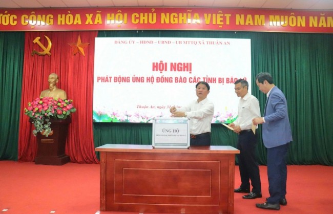 Xã Thuận An phát động ủng hộ Nhân dân các tỉnh bị thiệt hại do mưa bão