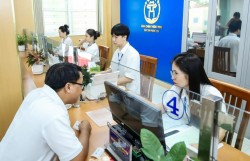 Kết luận của Bộ Chính trị, Ban Bí thư về hoạt động của chính quyền 2 cấp