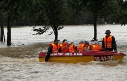 Thông báo Kết luận của Bộ Chính trị về khắc phục hậu quả do bão số 12 gây ra