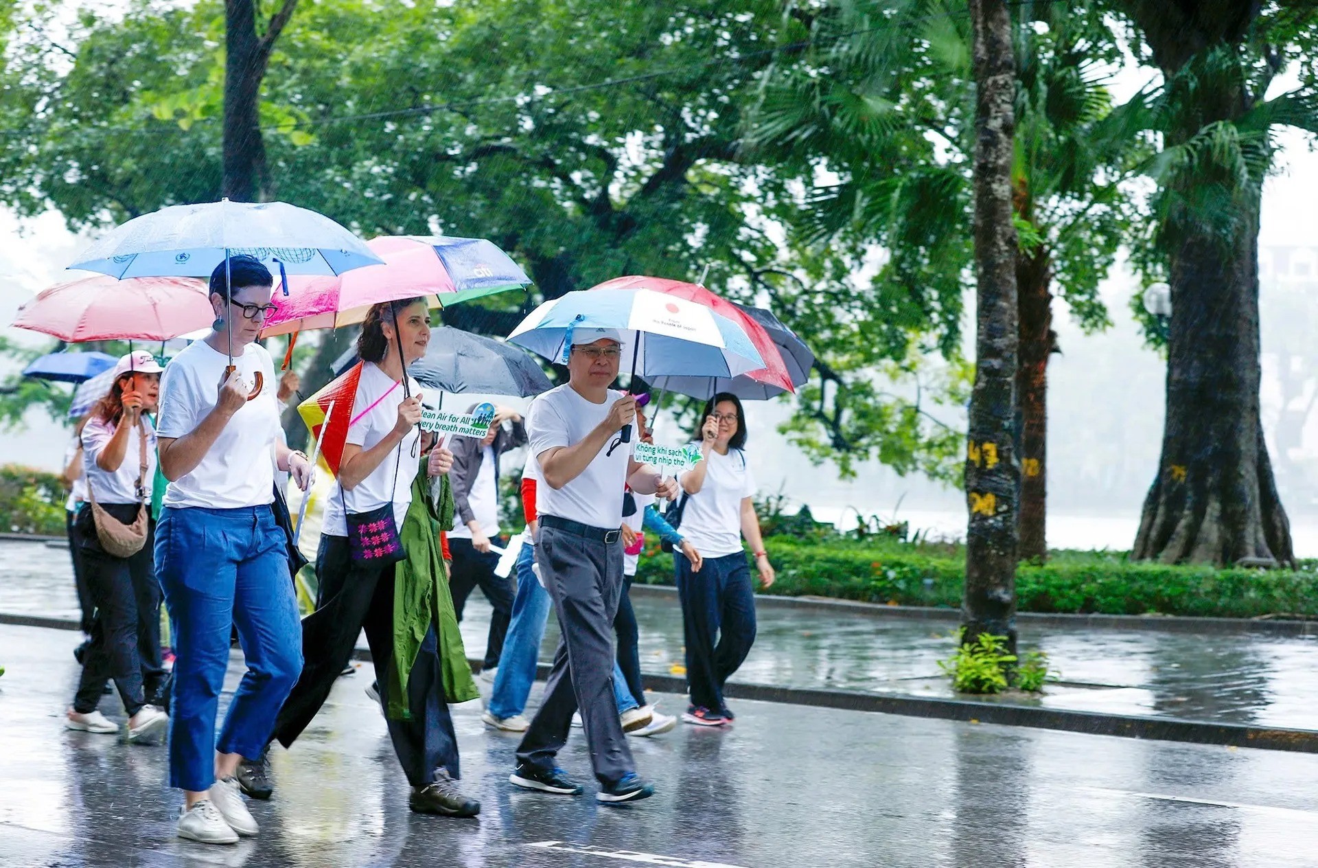 Chung tay vì bầu trời xanh Việt Nam Chung tay vì bầu trời xanh Việt Nam