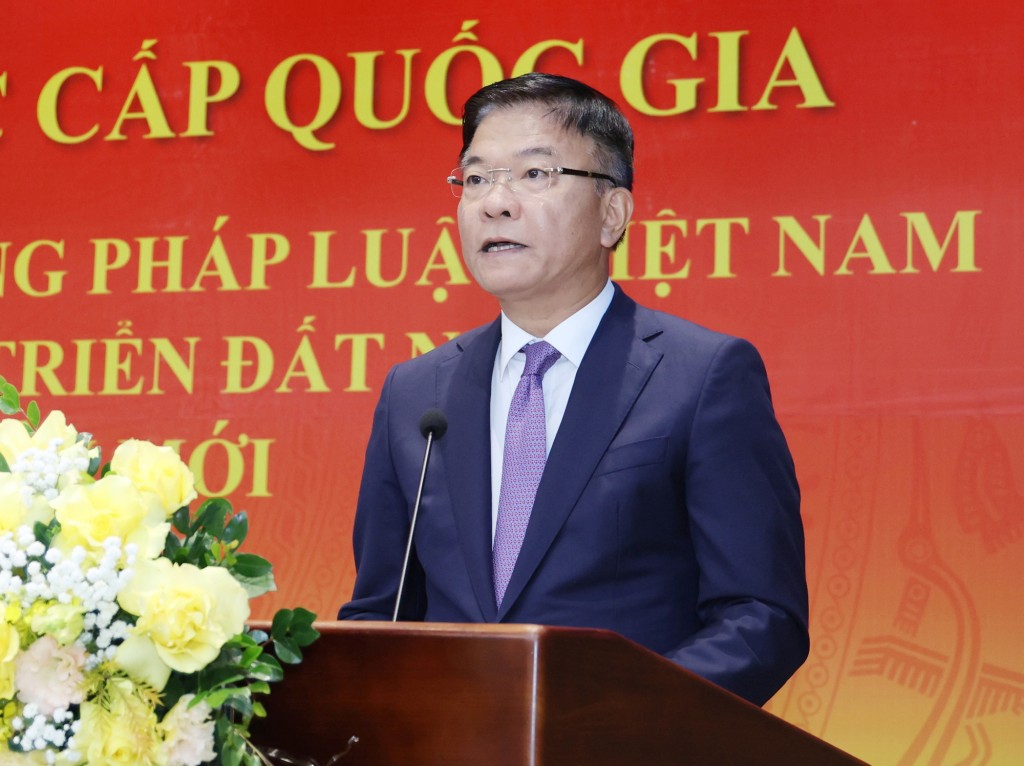 Phó Thủ tướng Lê Thành Long phát biểu khai mạc Hội thảo - Ảnh: VGP/Đức Tuân Phó Thủ tướng Lê Thành Long phát biểu khai mạc Hội thảo - Ảnh: VGP/Đức Tuân