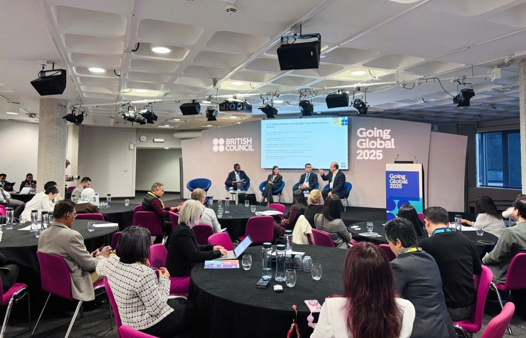 Xây dựng quan hệ đối tác chiến lược và bền vững