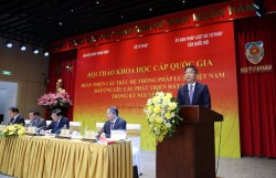 Làm rõ căn cứ lý luận, nền tảng cho việc hoàn thiện cấu trúc hệ thống pháp luật