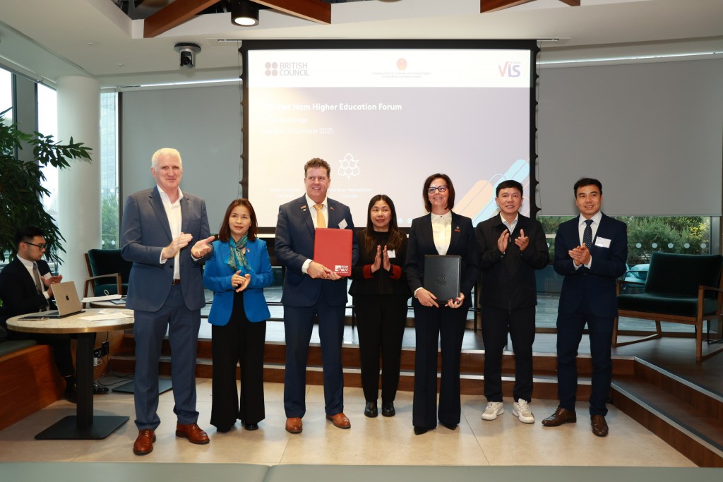 Xây dựng quan hệ đối tác chiến lược và bền vững Xây dựng quan hệ đối tác chiến lược và bền vững