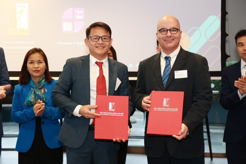 Xây dựng quan hệ đối tác chiến lược và bền vững Xây dựng quan hệ đối tác chiến lược và bền vững