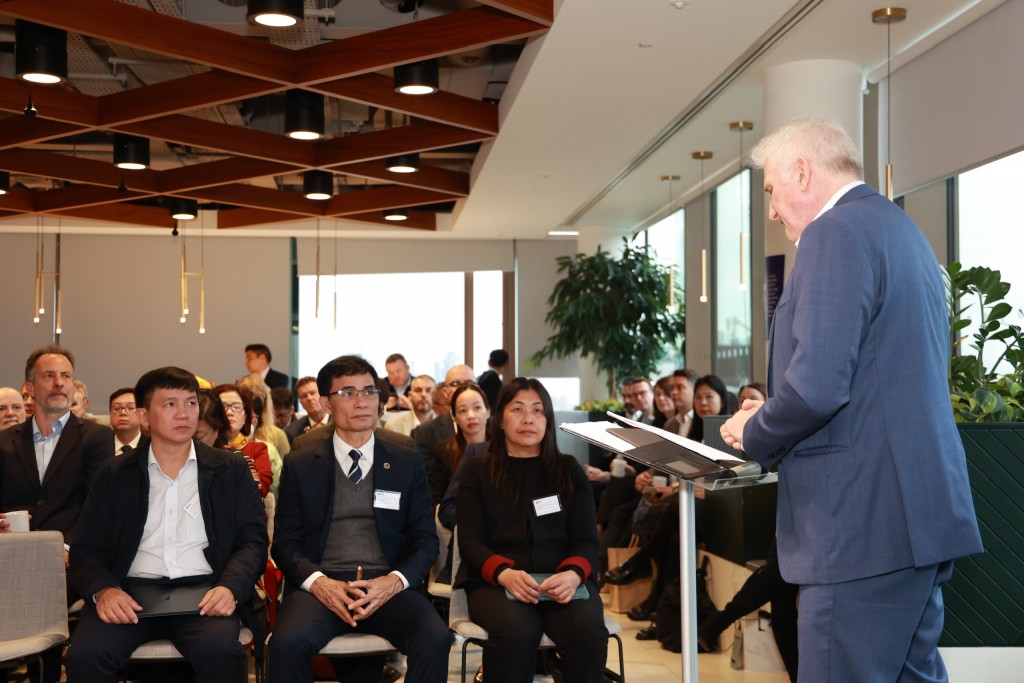 Xây dựng quan hệ đối tác chiến lược và bền vững Xây dựng quan hệ đối tác chiến lược và bền vững