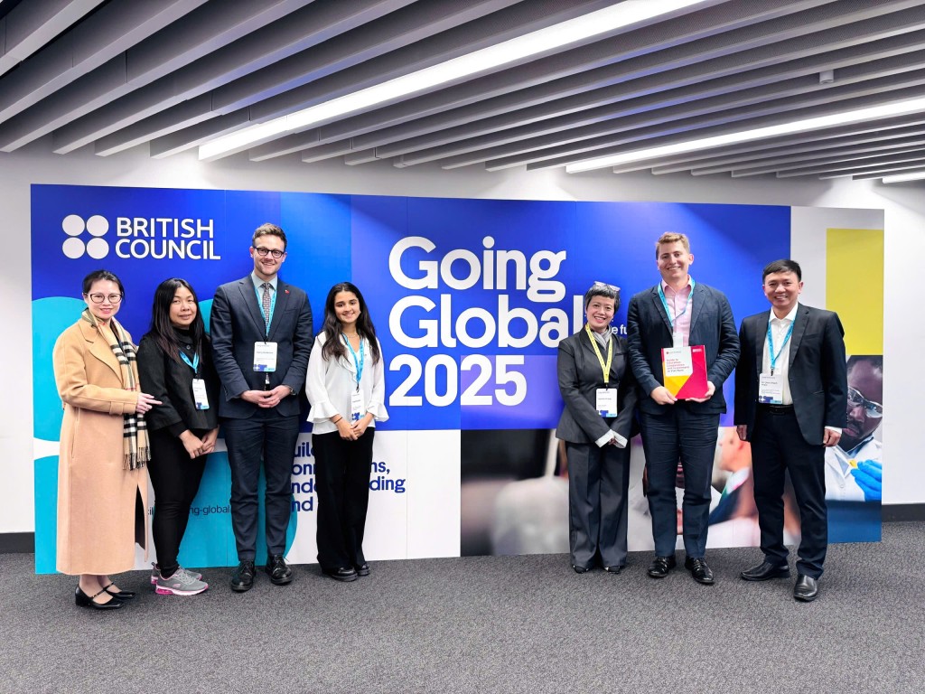 Xây dựng quan hệ đối tác chiến lược và bền vững Xây dựng quan hệ đối tác chiến lược và bền vững