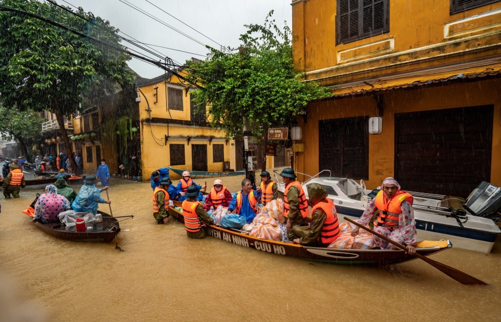 Chính phủ hỗ trợ Đà Nẵng 100 tỷ đồng khắc phục hậu quả lũ lụt