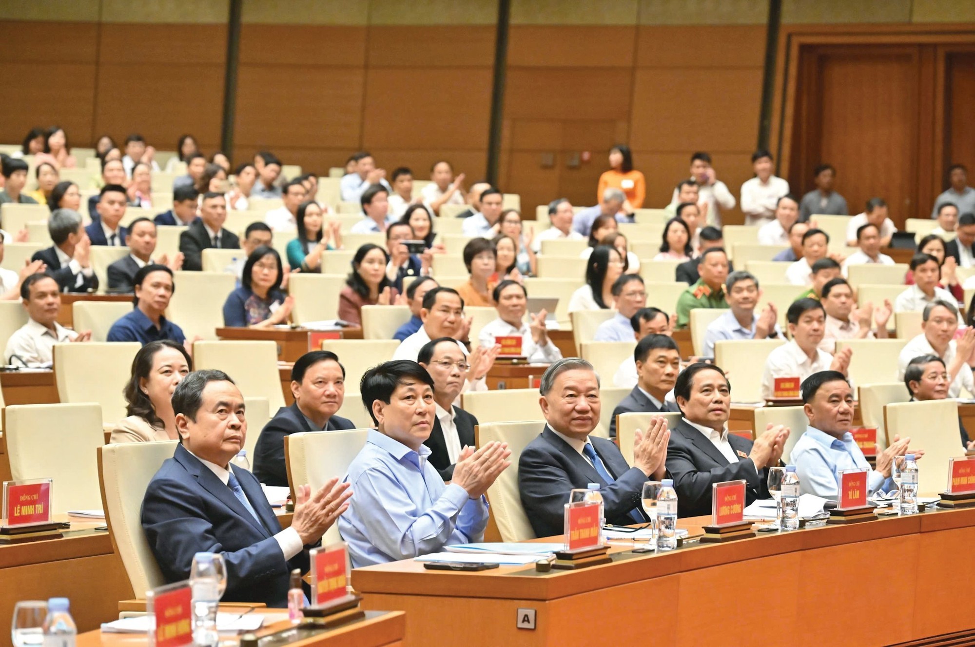 Dấu ấn lịch sử trong đổi mới tư duy lập pháp Dấu ấn lịch sử trong đổi mới tư duy lập pháp