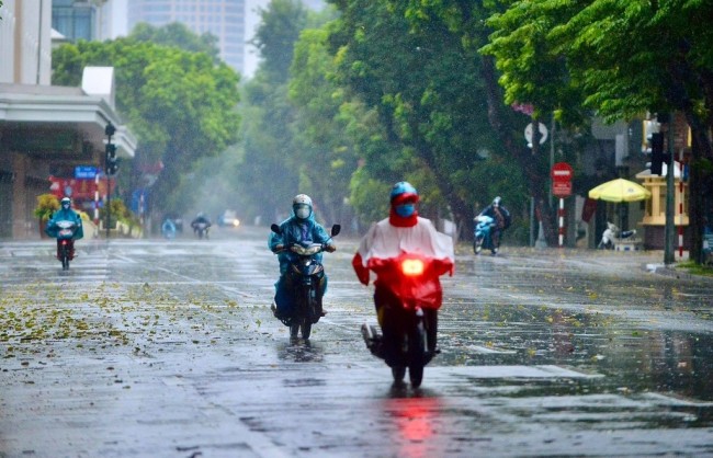 Không khí lạnh tăng cường, Trung Trung Bộ mưa lớn