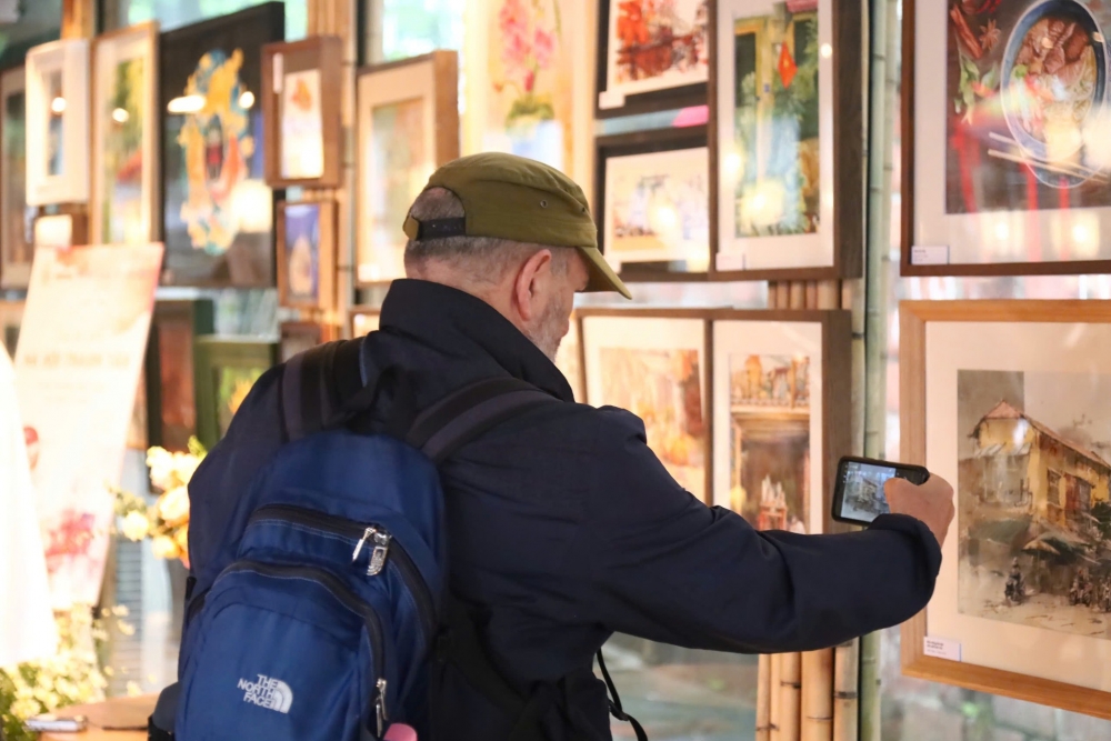 Triển lãm “Hà Nội Thanh Tân” khuyến khích người trẻ sáng tạo trên nền truyền thống