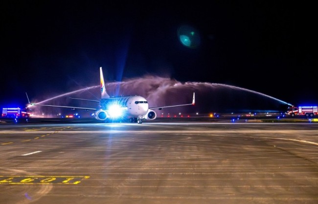 Quảng Ninh: Chính thức khai thác đường bay Vân Đồn - Thâm Quyến