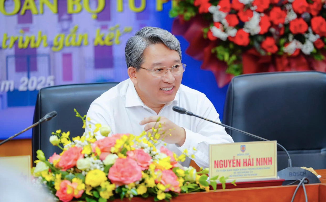 Bộ trưởng Bộ Tư pháp Nguyễn Hải Ninh