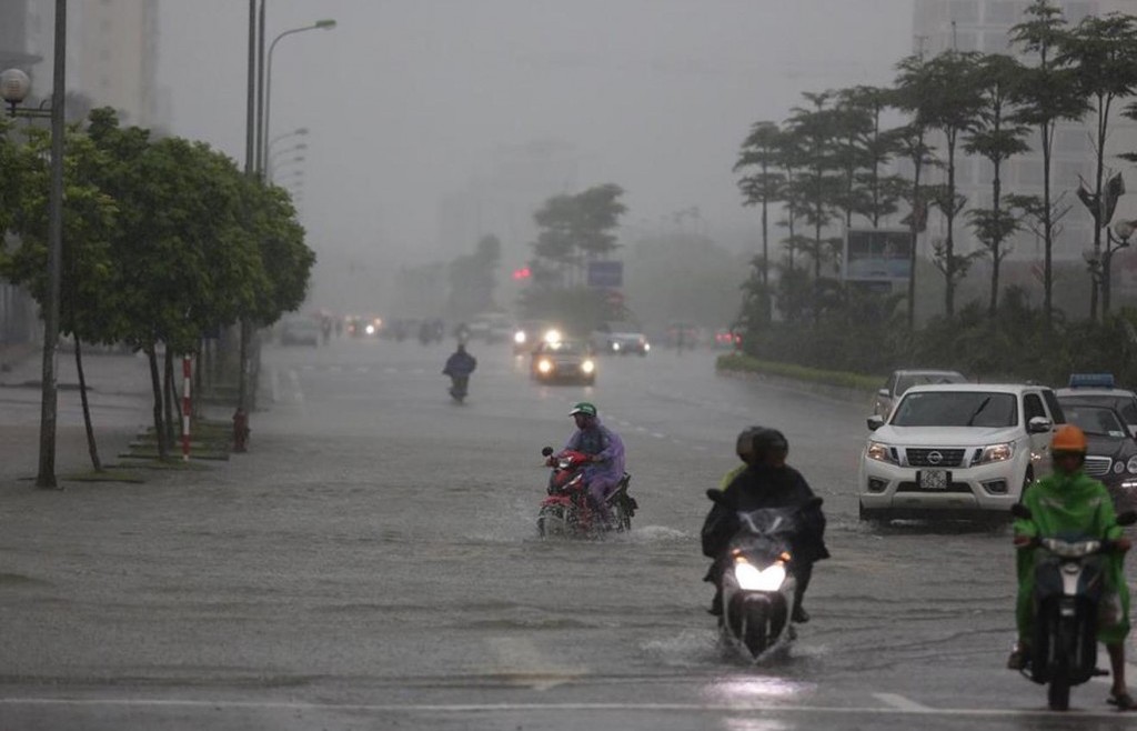 Bão Kalmaegi hướng về khu vực giữa Biển Đông