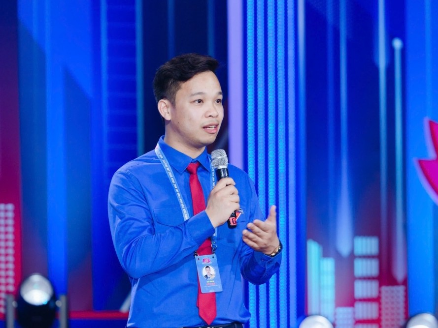 Chú trọng thu hút, trọng dụng, giữ chân nhân tài người Việt