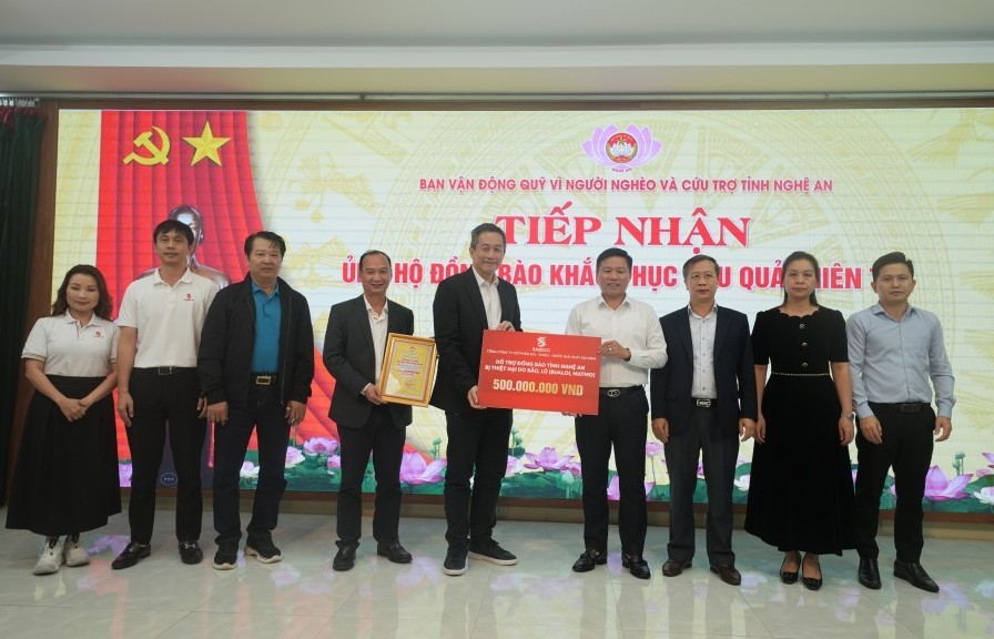 SABECO góp 1 tỷ đồng hỗ trợ người dân Nghệ An, Hà Tĩnh khắc phục thiệt hại sau bão lũ