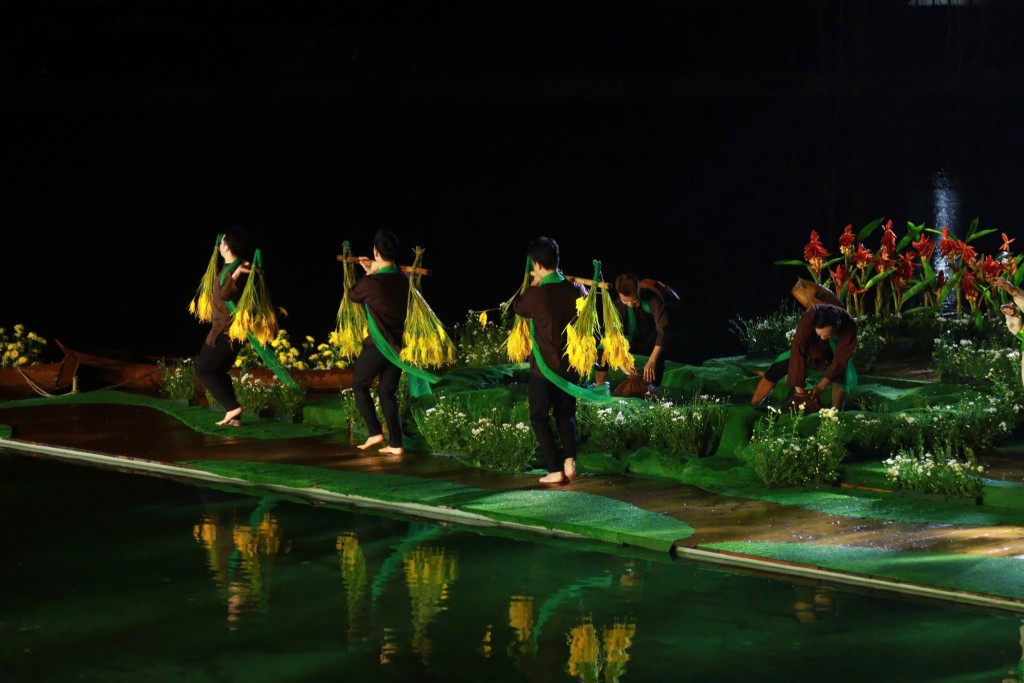 Áo dài kể chuyện di sản Áo dài kể chuyện di sản