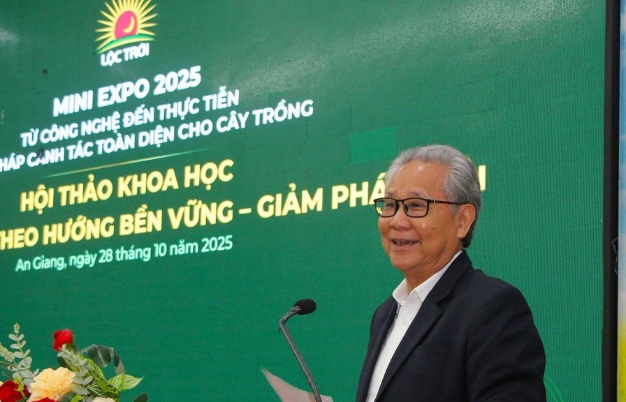 Canh tác lúa theo hướng bền vững, giảm phát thải khí mê-tan