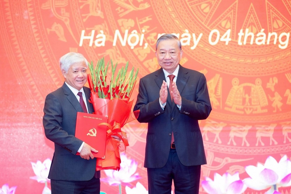 Ông Đỗ Văn Chiến được Bộ Chính trị điều động, chỉ định làm Phó Bí thư Thường trực Đảng ủy Quốc hội