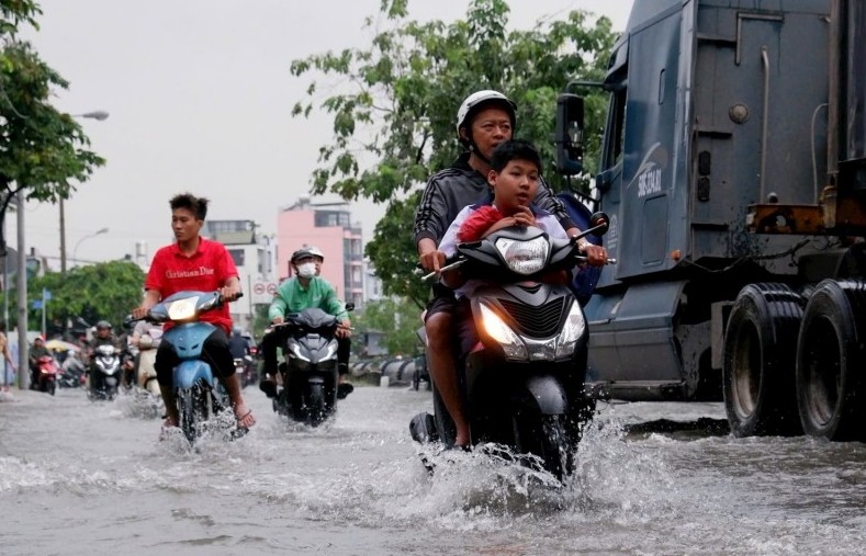 TP Hồ Chí Minh ứng phó ảnh hưởng bão Kalmaegi và triều cường