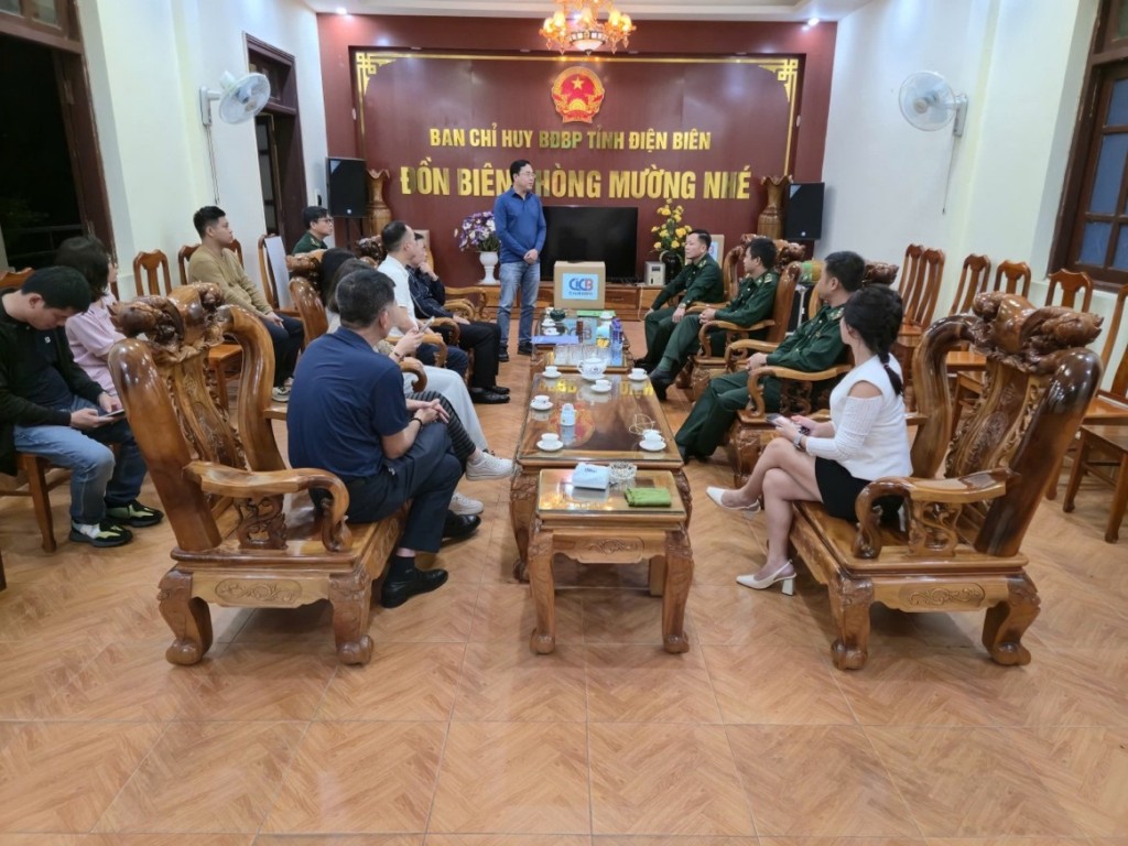 Ông Lê Anh Tuấn, Chủ tịch Công đoàn CIC phát biểu tại lễ trao tặng