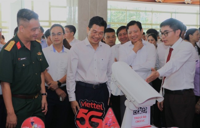 Tây Ninh thúc đẩy chuyển đổi số nhanh, hiệu quả, gần dân