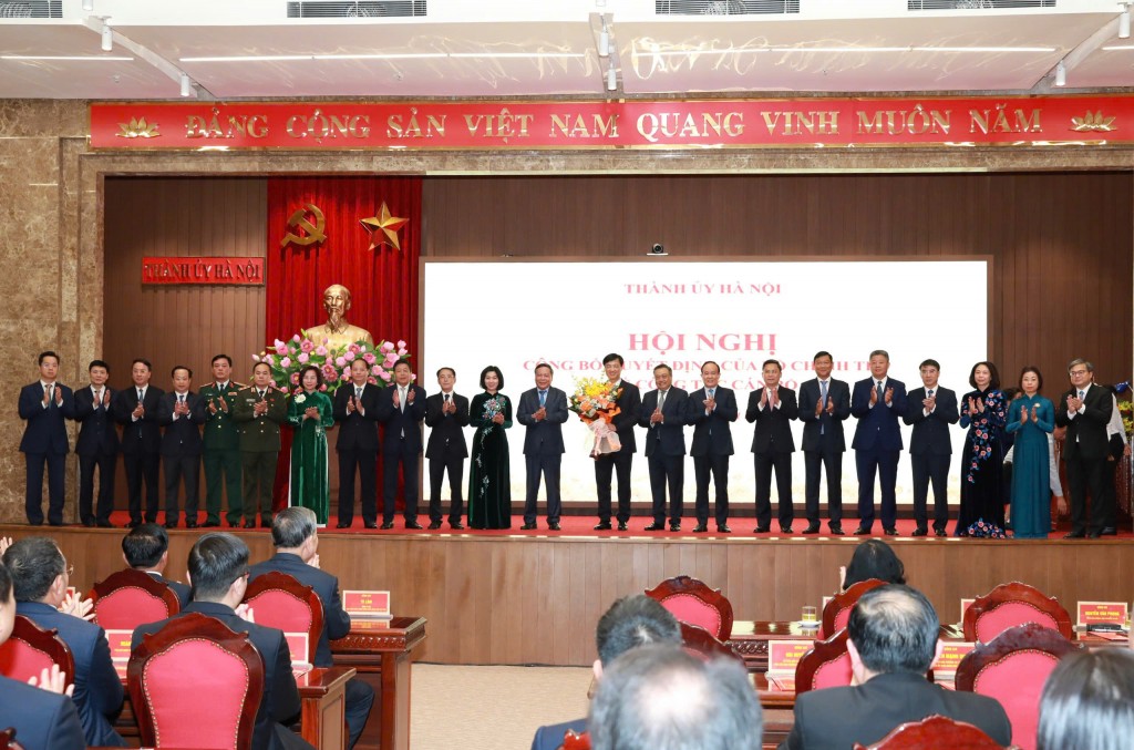 Hiến dâng toàn tâm, toàn lực cho sự phát triển của Thủ đô