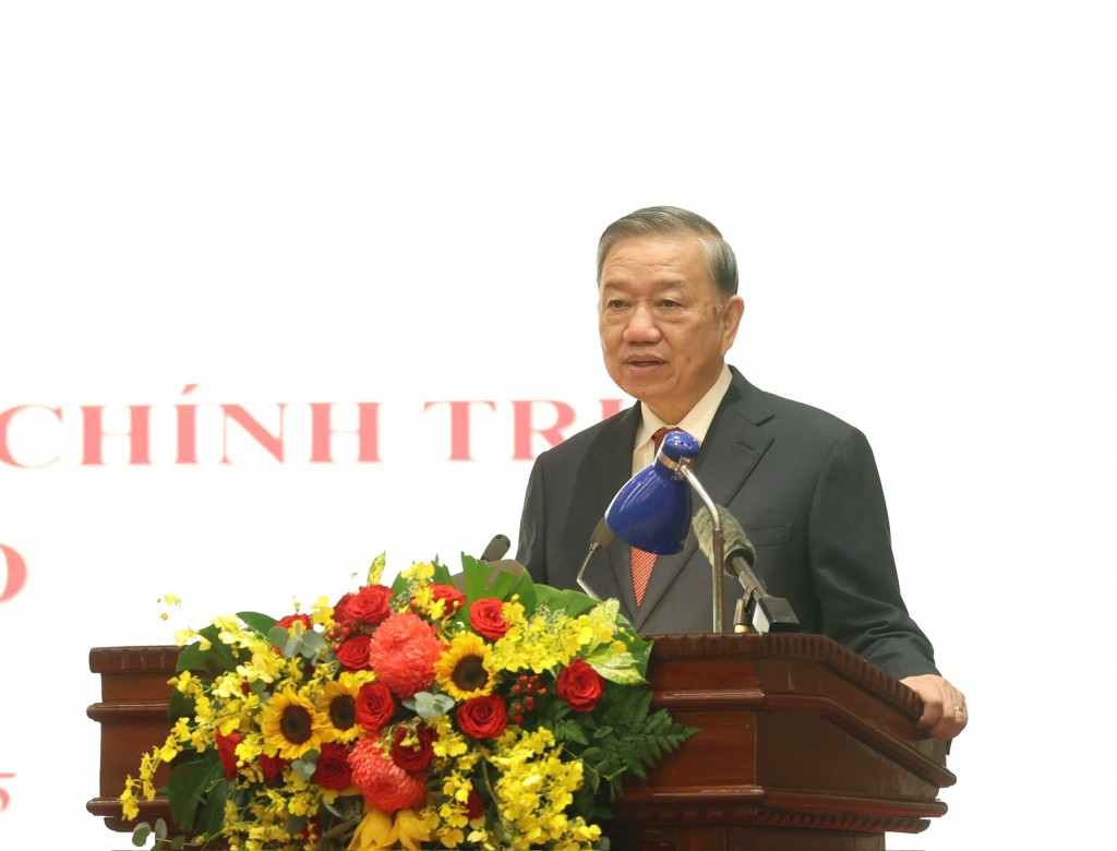 Đồng chí Nguyễn Duy Ngọc giữ chức Bí thư Thành uỷ Hà Nội