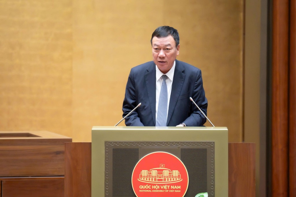 Tổng Thanh tra Chính phủ Đoàn Hồng Phong trình bày Tờ trình Dự án Luật sửa đổi, bổ sung một số điều của Luật Phòng, chống tham nhũng.