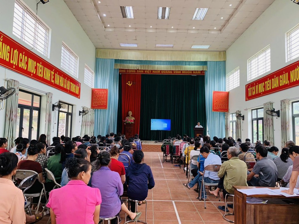 Tổng kết mô hình sản xuất lúa ứng dụng tiến bộ kỹ thuật gắn với tăng cường sử dụng phân bón hữu cơ nhằm bảo vệ, phát triển đất trồng lúa năm 2025 tại xã Hợp Thành