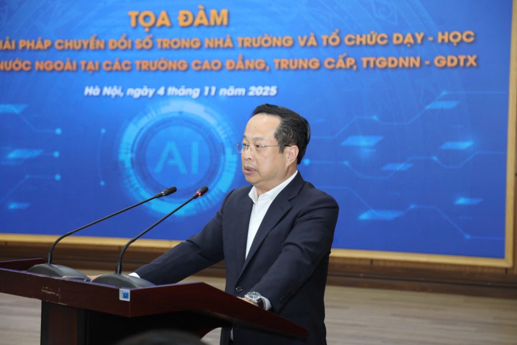 Tọa đàm xây dựng giải pháp chuyển đổi số trong nhà trường